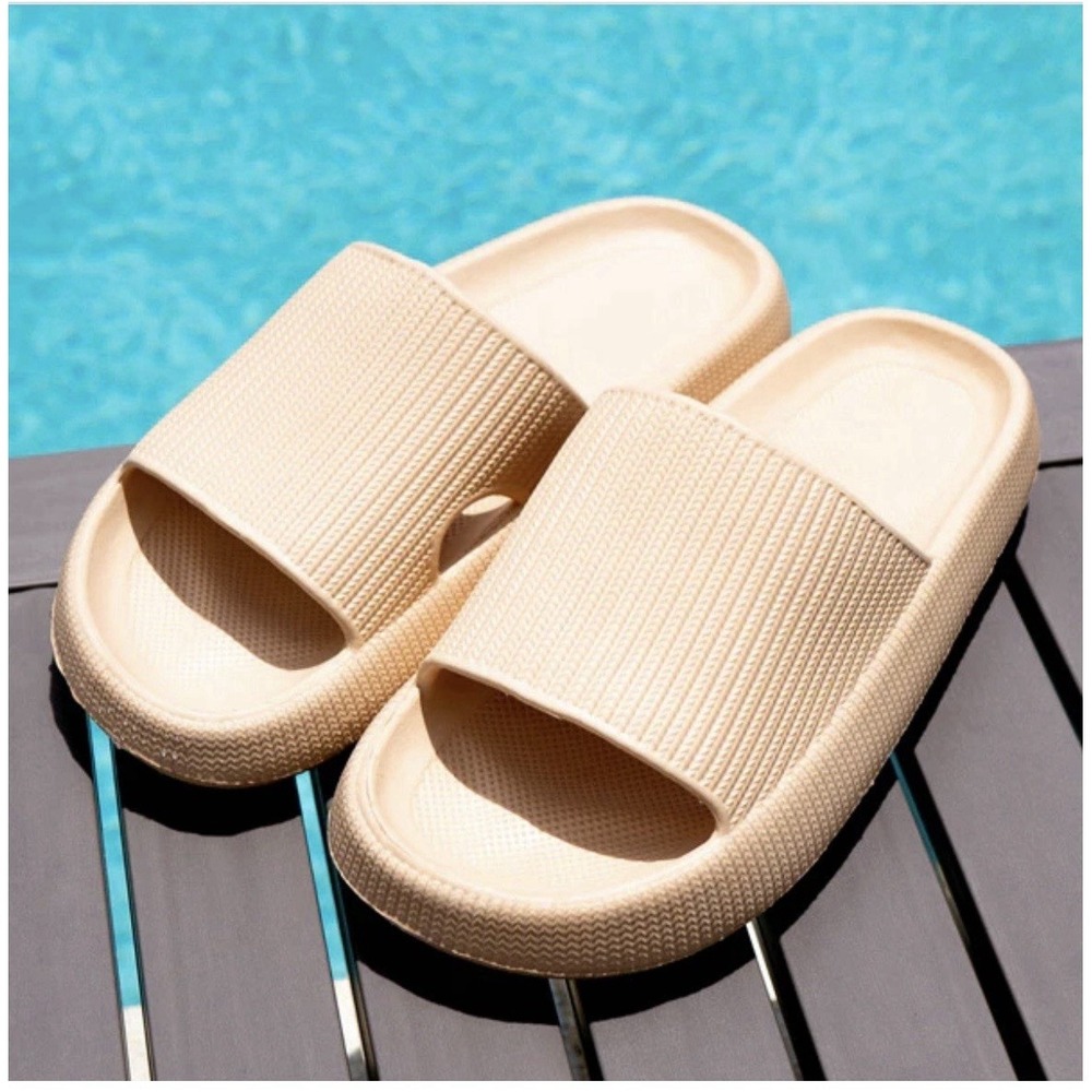Mix No. 6 "Syma" Foam Slide Sandal – Women's Size 11 – Cream – NWOT